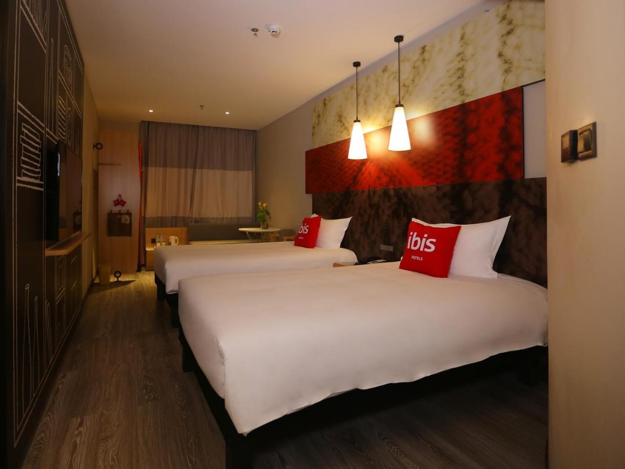 Ibis Haikou Injoy Plaza Hotel Eksteriør billede