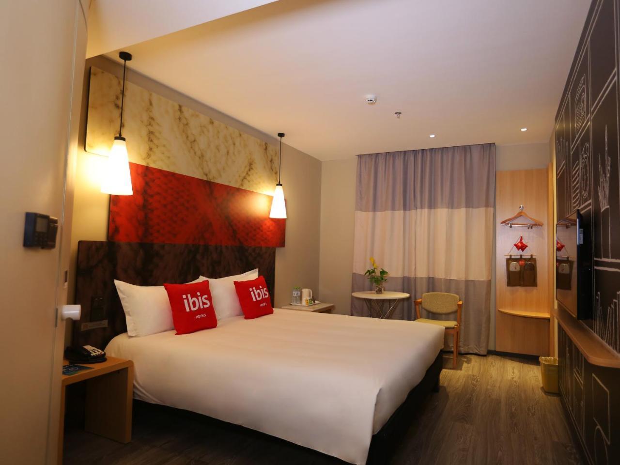 Ibis Haikou Injoy Plaza Hotel Eksteriør billede